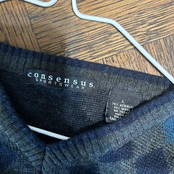 Large men’s dress sweater consensus brand - Picture 3 of 3